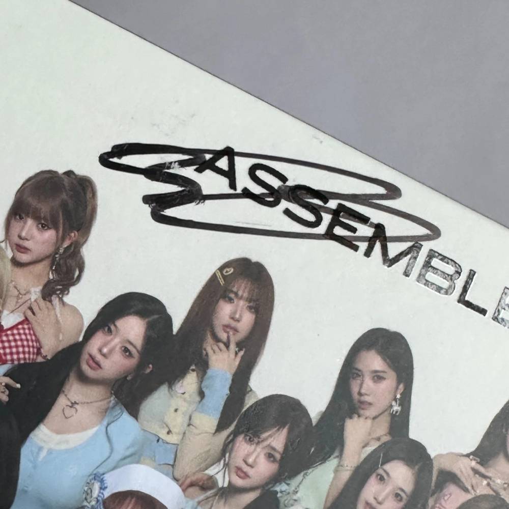 TRIPLES 7TH MINI ALBUM 'LOVE&POP PT.1' WALLFLOWER ZENITH UNIT HAND